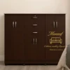 Comoda Con Colgadero Lateral